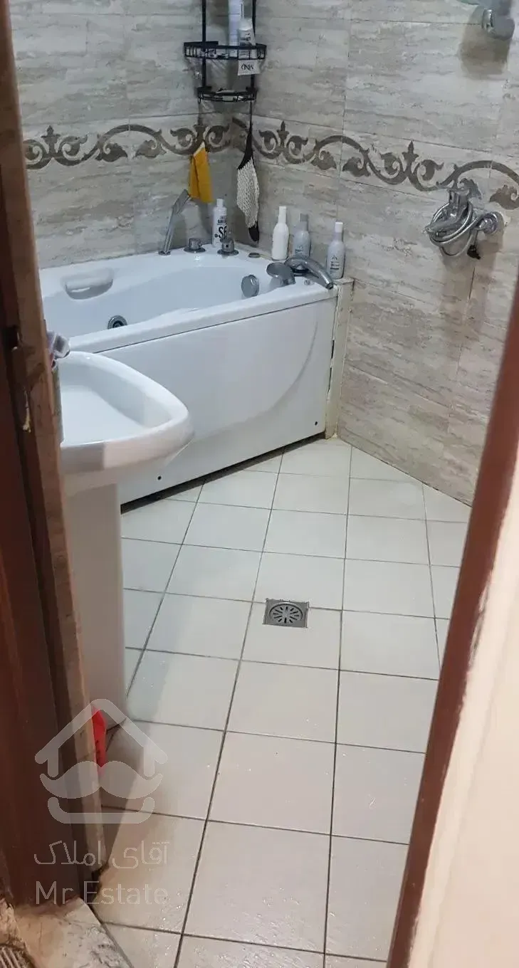 واحد ۱۱۵ متری ۲ خوابه خوش نقشه نور عالی