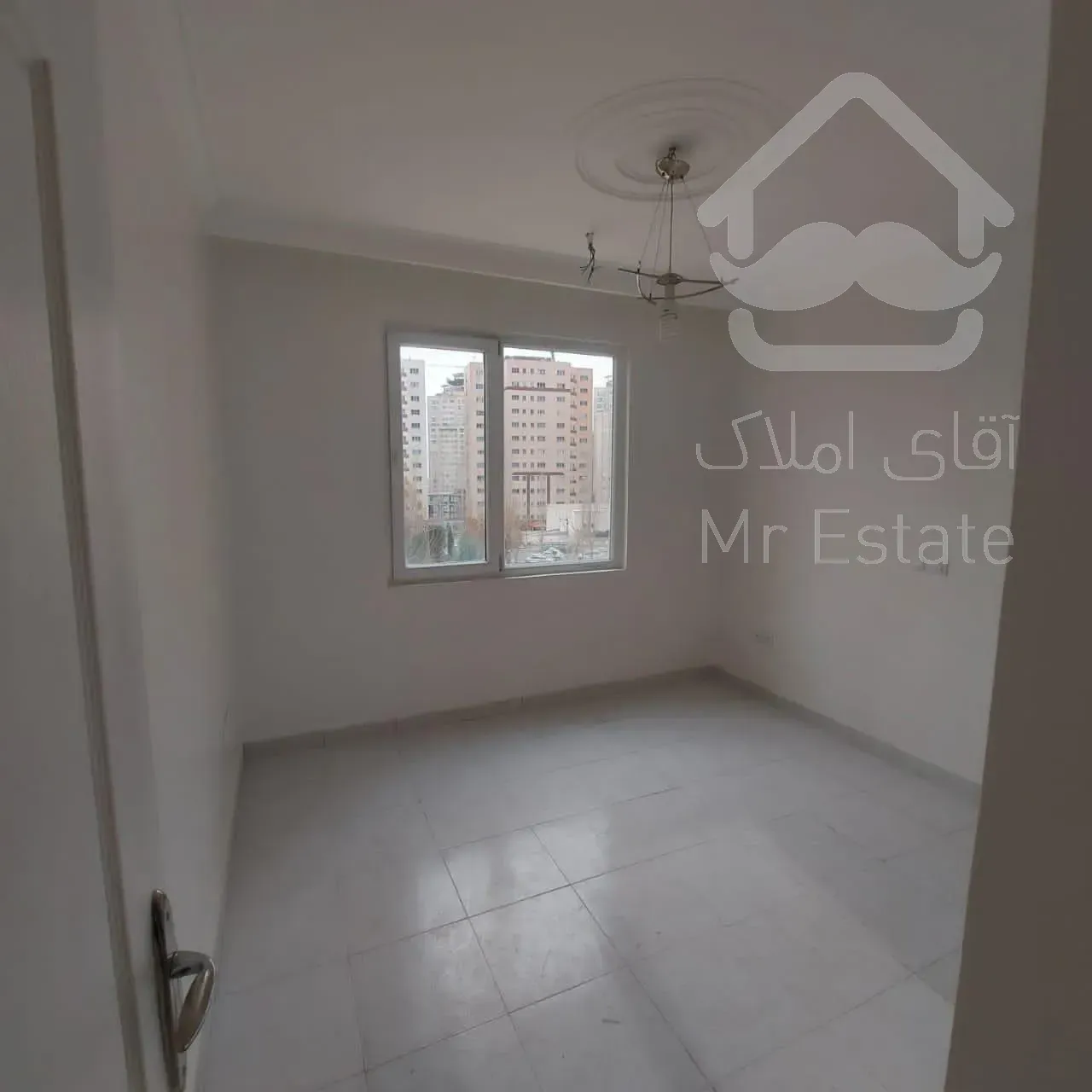 رهن کامل واحد ۱۵۰ متری در مروارید شهر