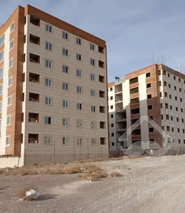 آپارتمان ۹۵ متری / برج های فاز شش / پرند