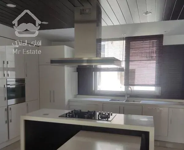 ۲۳۶ متر باغ فردوس