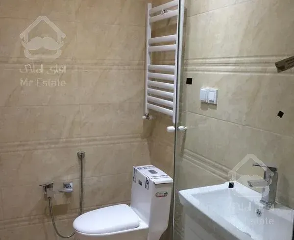 آپارتمان نوساز تک واحدی