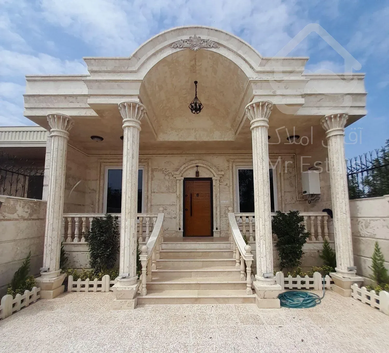 ویلاباغ (( ۲۶۰ )) متری در فومن باسند تک برگ