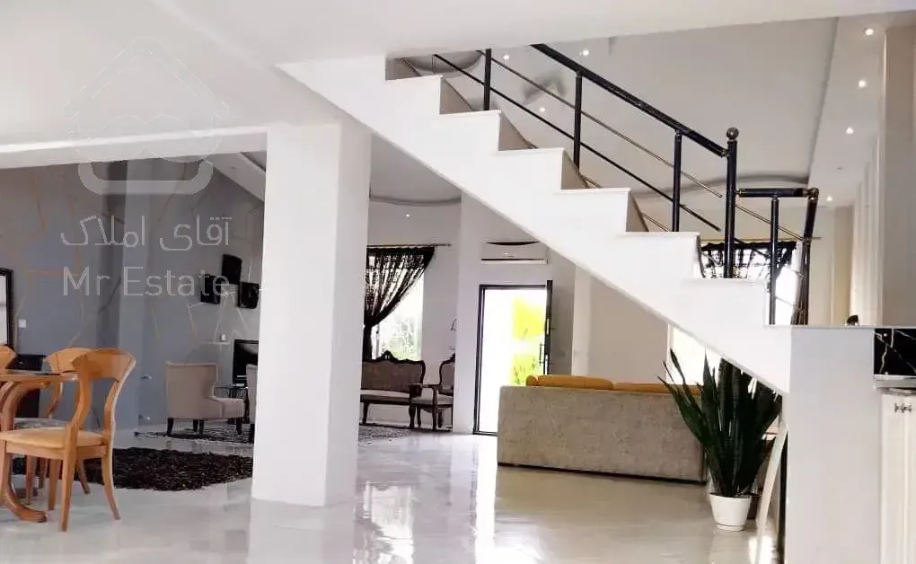 فروش دوبلکس 300 متری استخردار سه خواب  محمودآباد