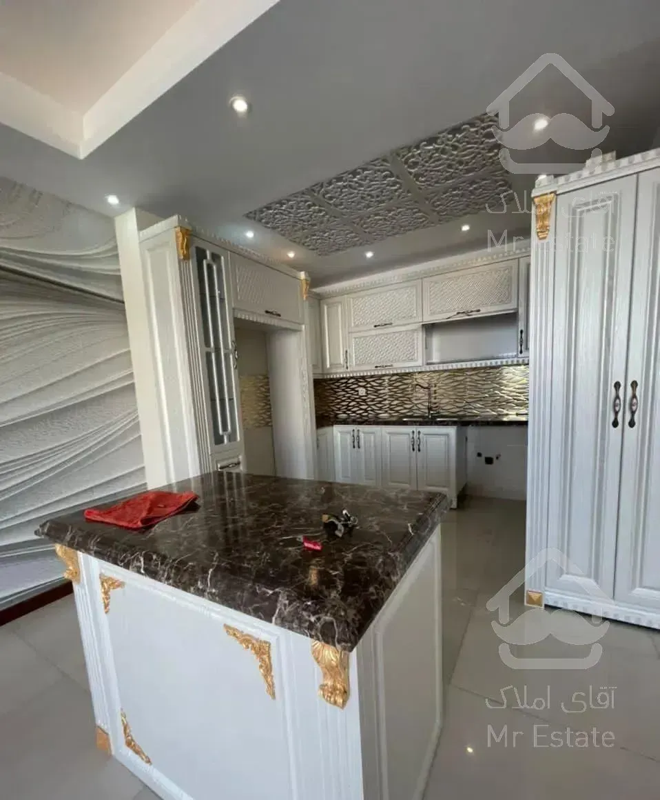 آپارتمان ۱۳۰ متری سه خواب اندیشه فاز یک