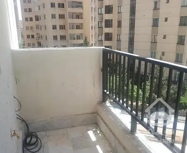 کوهک ۱۰۴ متر خوش نقشه برج نوساز