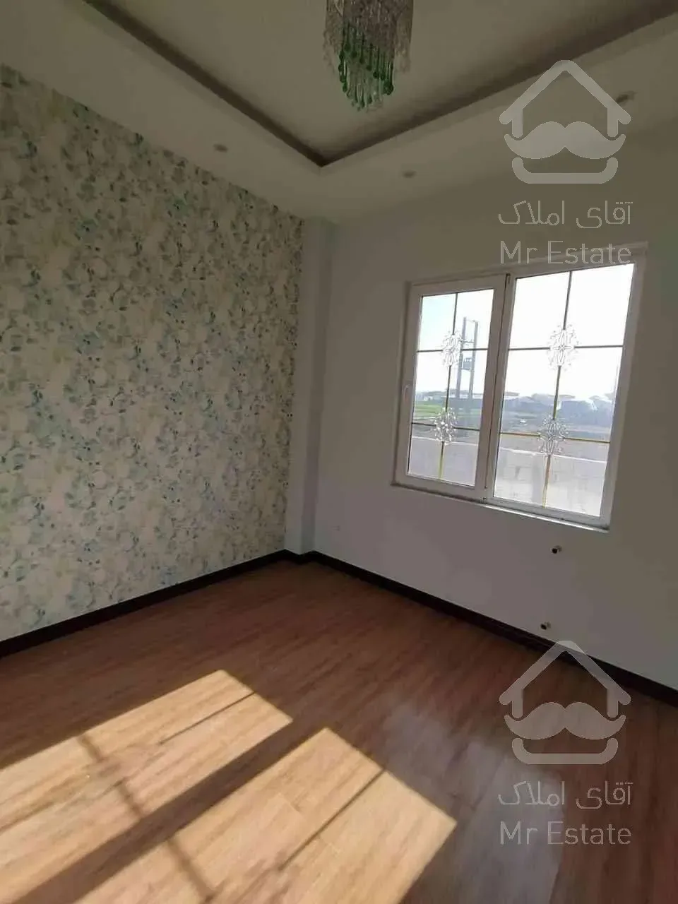 فروش ویلا ۳۰۰متری