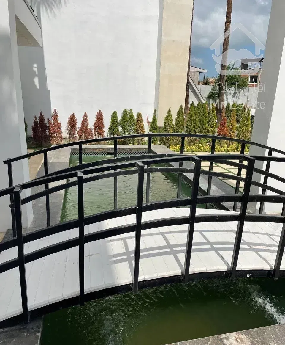 ویلا ۳۵۰ متری استخردار در منطقه جنگلی محمودآباد