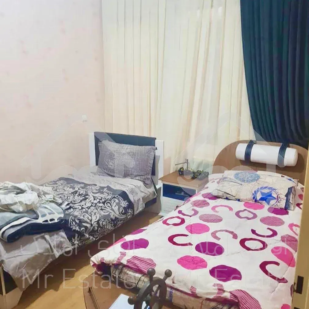 103متر فول 4ساله بر آلاله شرقی