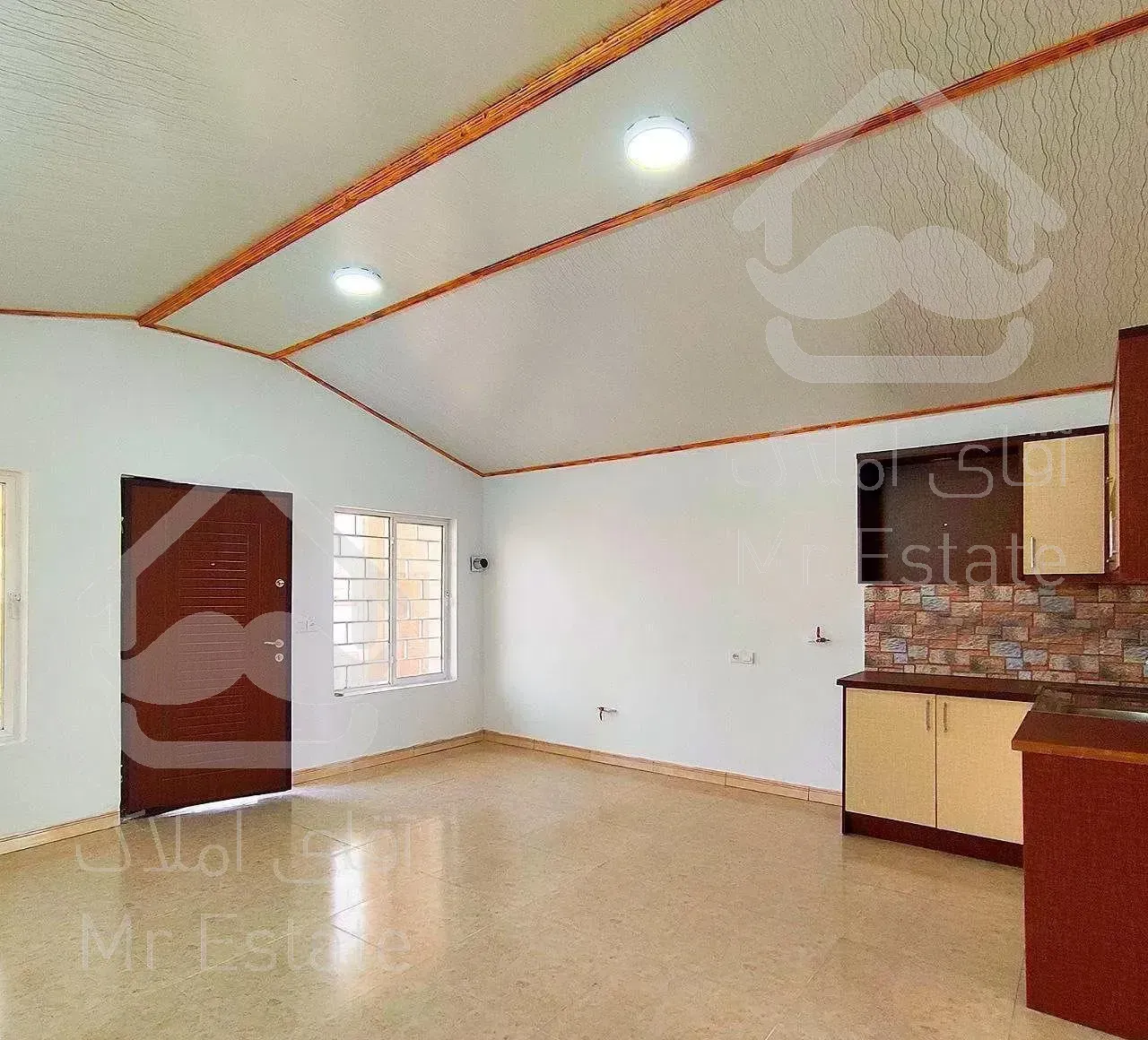 ویلا فلت، نوساز، ۸۰متری، سندار