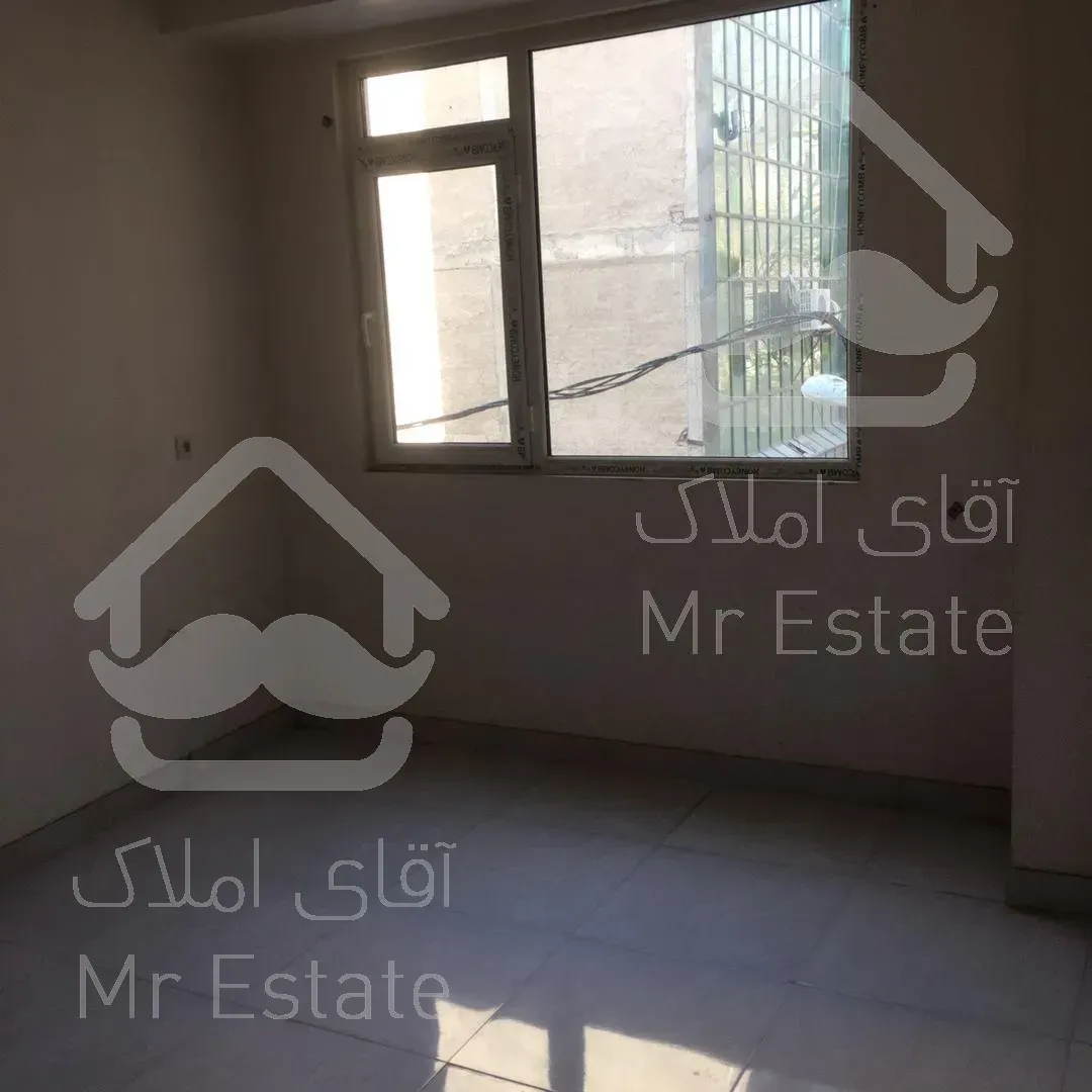 جمعا ۲۲۰متر / ۳خواب / فول امکانات کلید نخورده