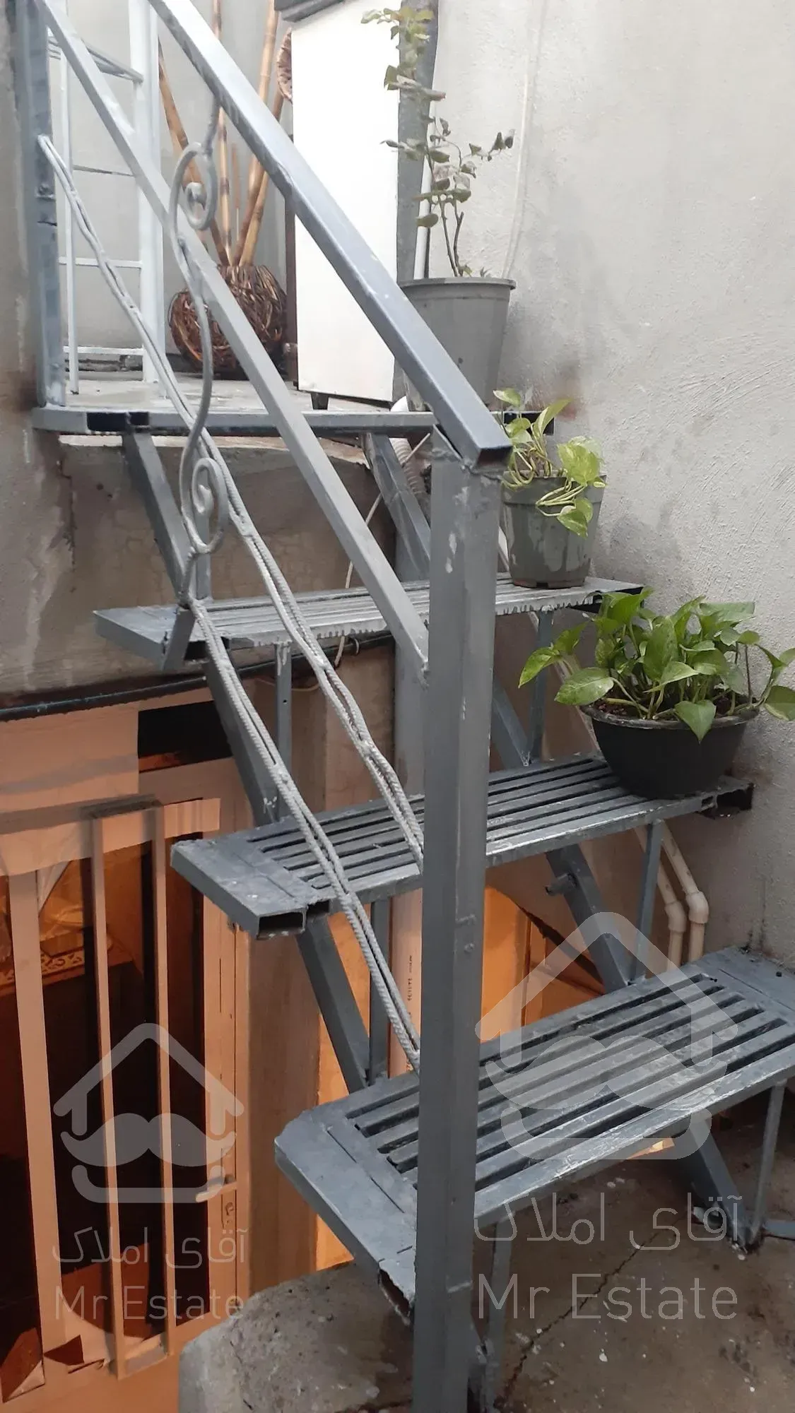 خاه یا انباری ۴۰مترط دردماوند