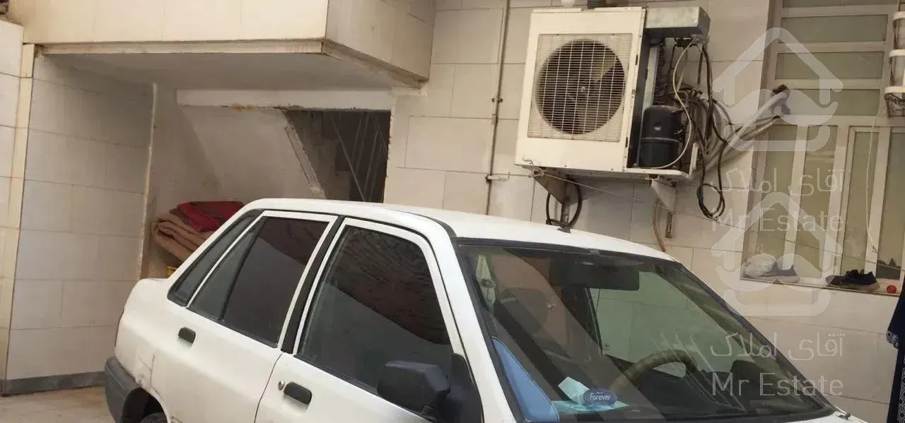 واحد سنتی ساخت ۷۸ متری دو خوابه مرکز شهر سیمتری