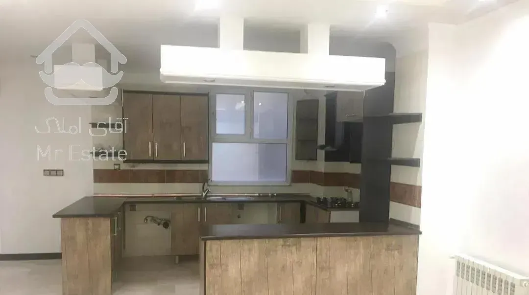 آپارتمان ۸۰ متری ، دو خواب ، شاهین شمالی