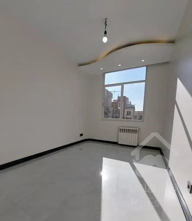 خیابان هدایت (قائدی) ۹۰ متر مسکونی همکف