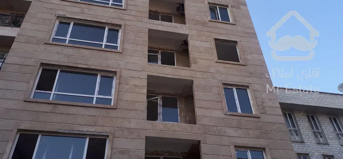 آپارتمان نوساز ۱۳۸ متر . فول امکانات