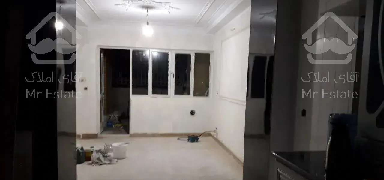 آپارتمان ۱۴۰ متری سه خواب فول محلاتی