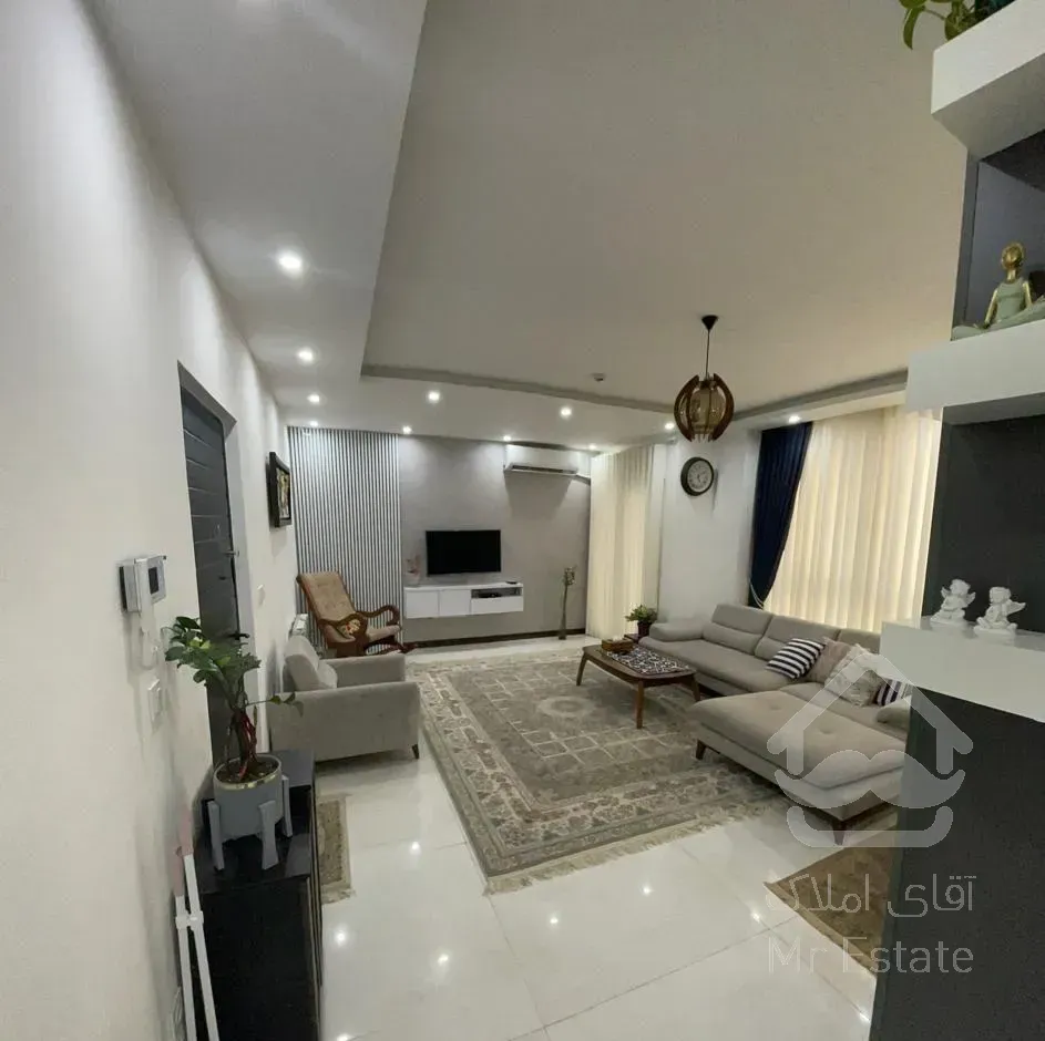 ۹۵متر شیک و نوساز/کم واحد/با سند/حوالی کریمی