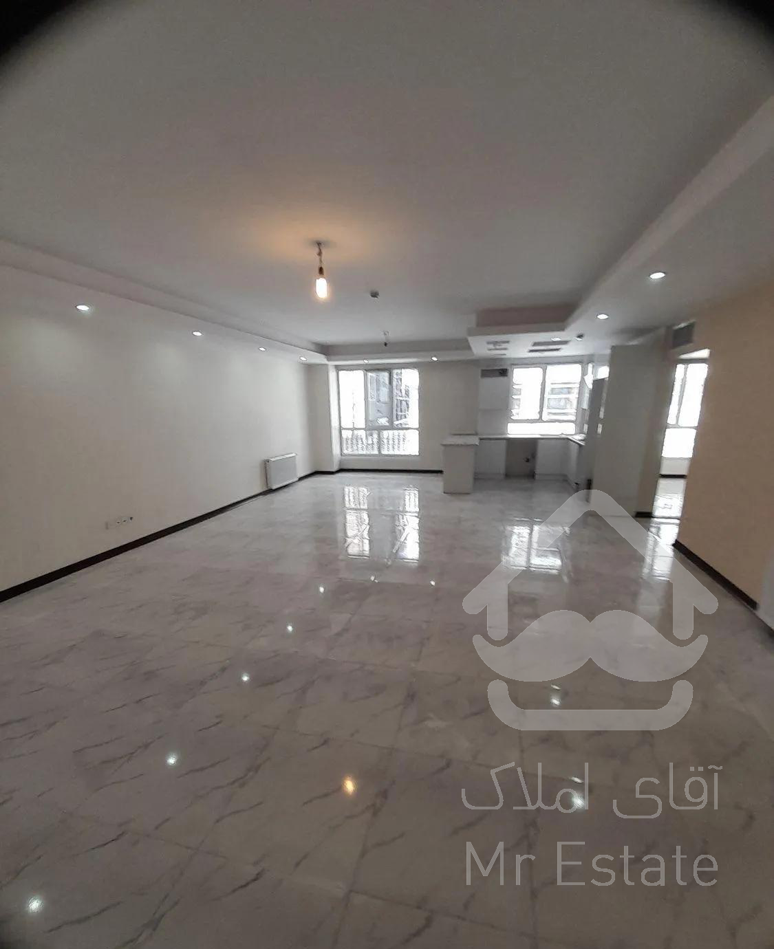 ۱۰۵متر آپارتمان،خیابان آزادی، شادمهر