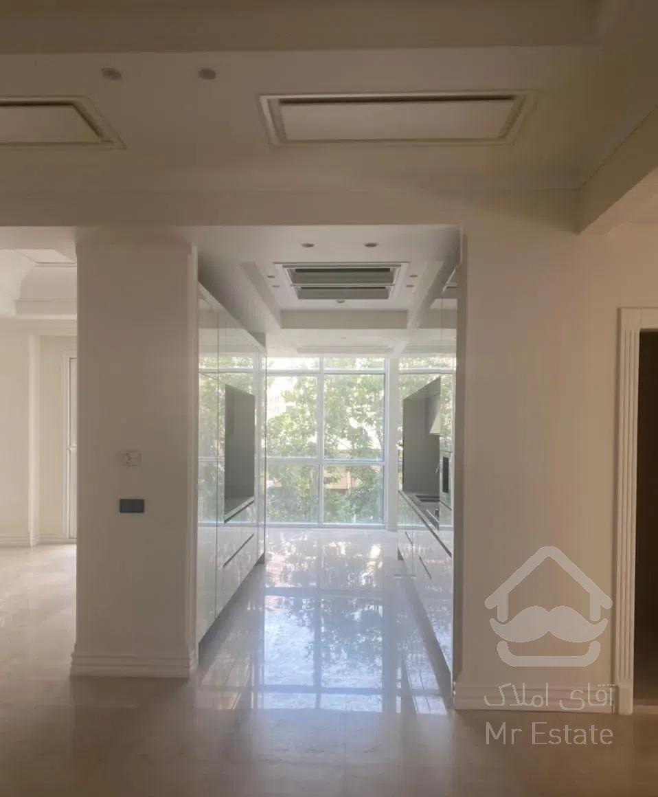 اپارتمان 190متر 3خواب تاپ لوکیشن