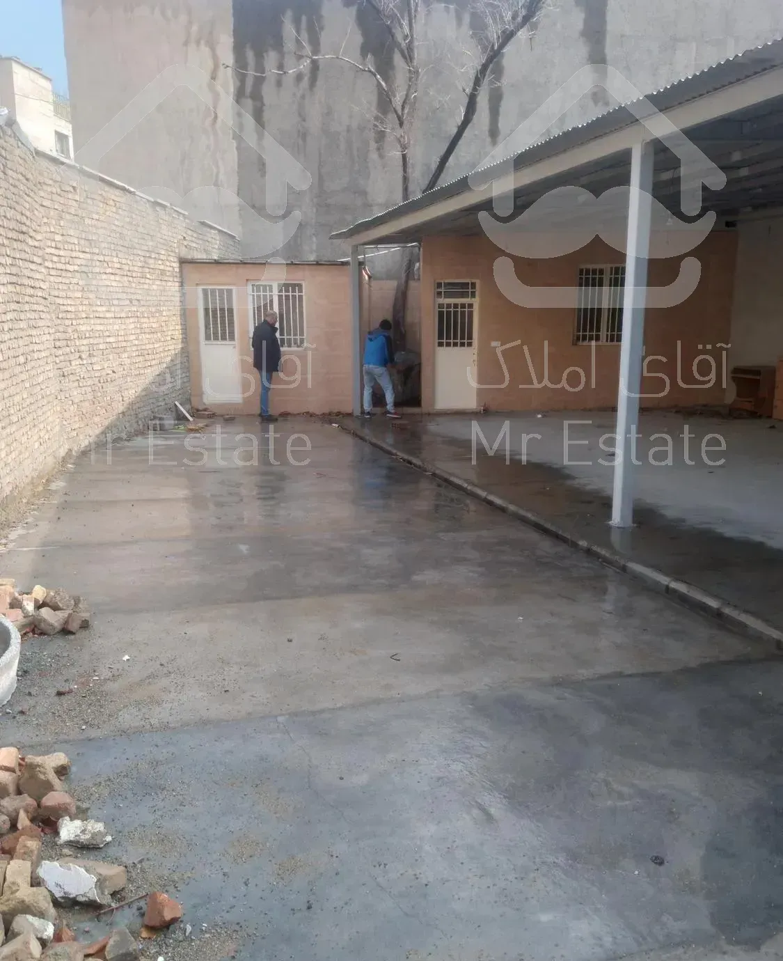 600متر گاراژ دربست بر بلوار تیموری