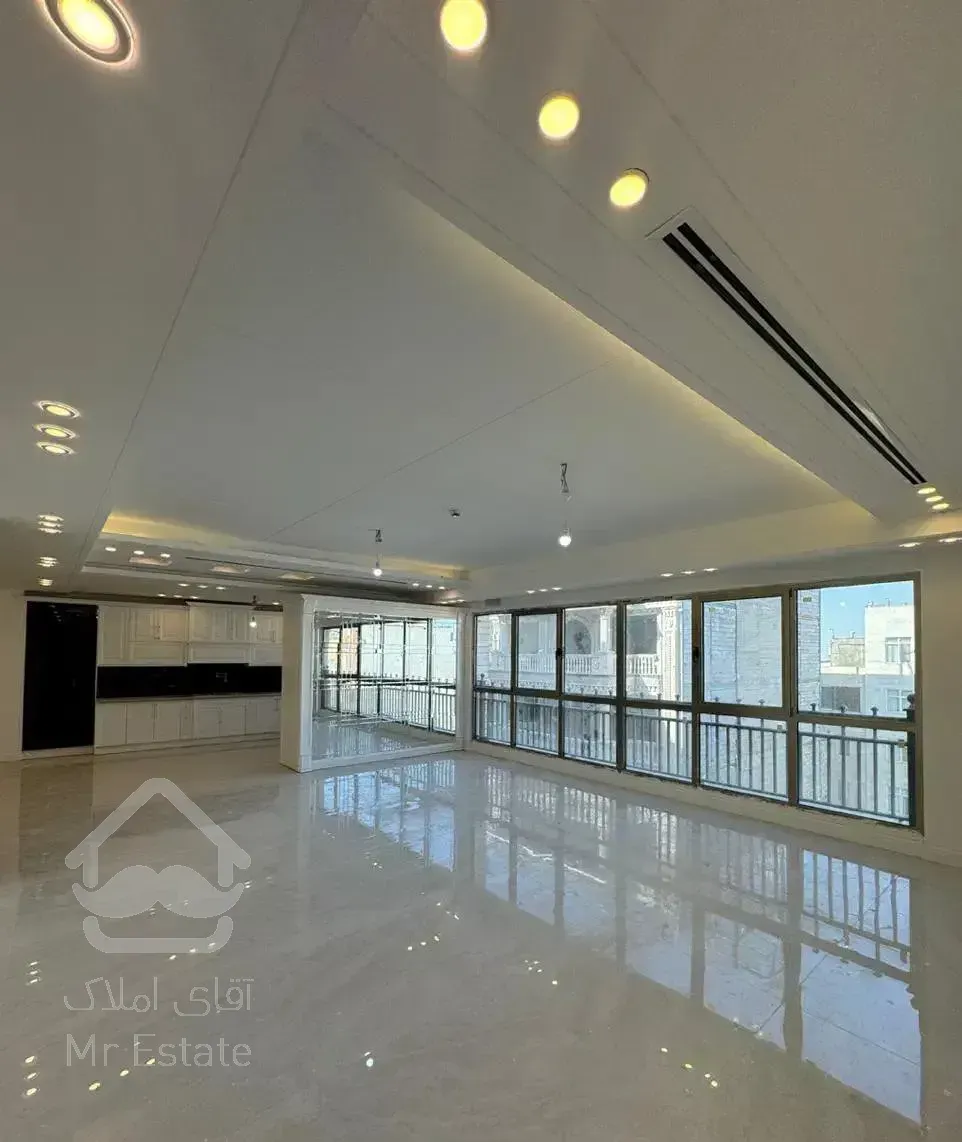 ۲۲۰ متر نوساز