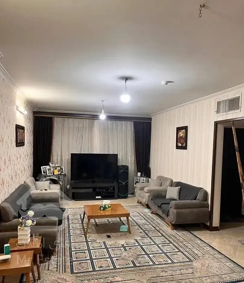 آپارتمان ۹۵ متری سنددار وام‌دار شهرک رزمندگان