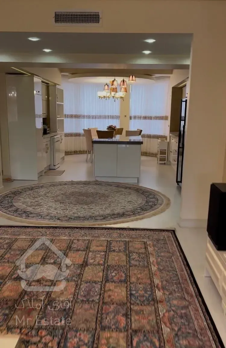 ۳۰۰ متر لواسان