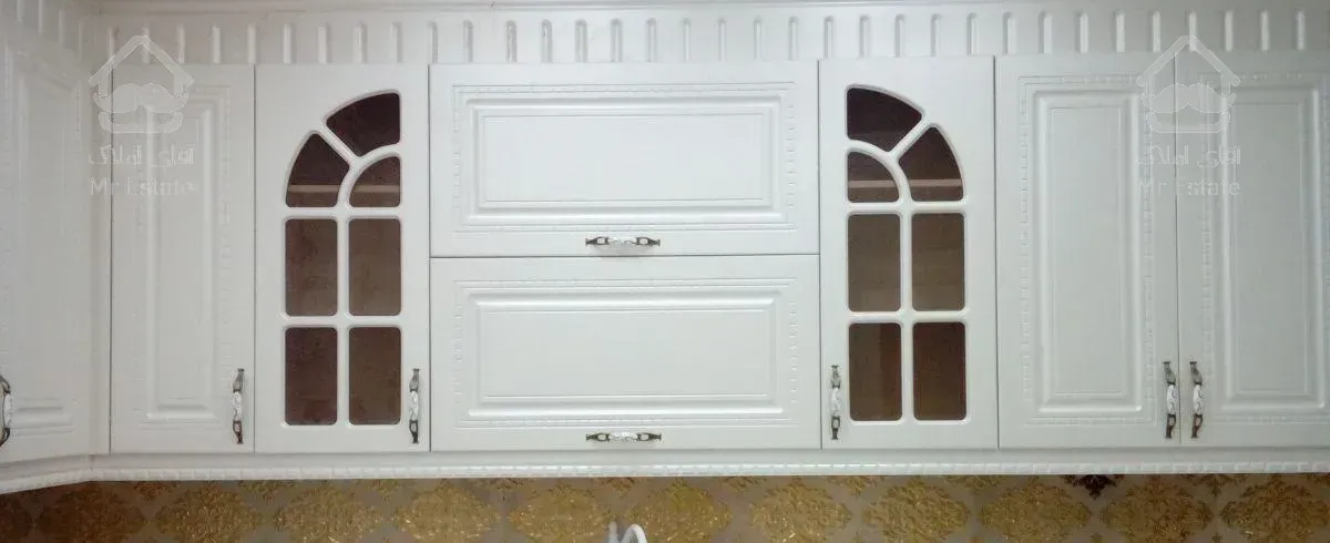 ۱۱۰ متر    شیک و پر نور    تاپ لوکیشن