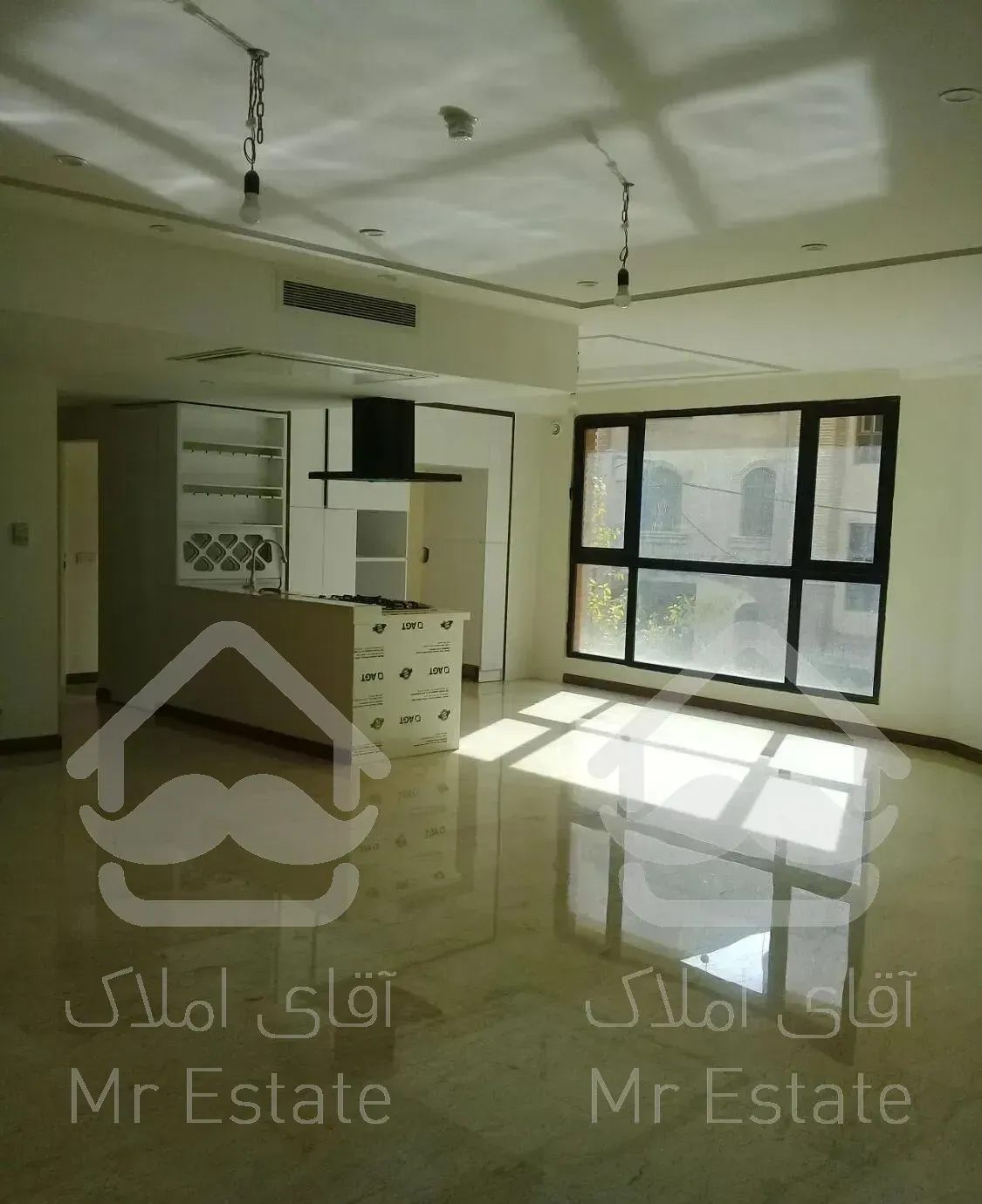 اپارتمان ۱۳۵ متری فروش