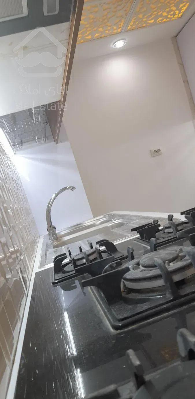 ۷۵ متر دوخوابه نوساز  فرعی گیو و کادوس