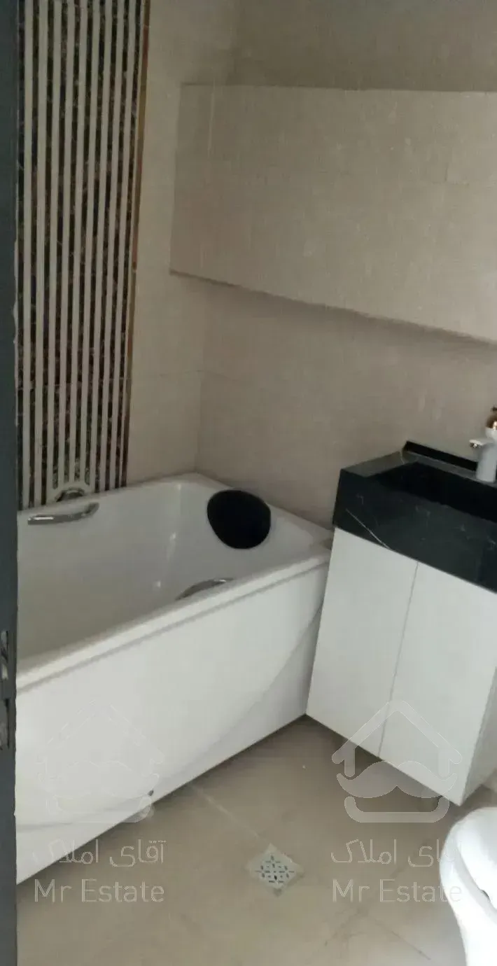 ۱۷۵ متر تکواحدی ۲نبش اکواریوم ولیعصر طالقانی