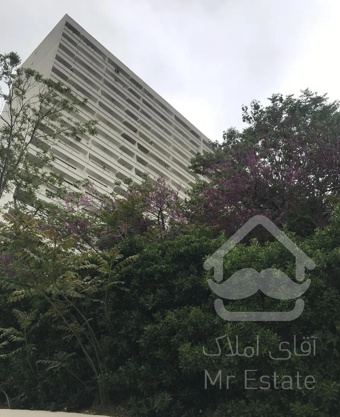 شهرک . ۱۳۱ متر . بازسازی شده