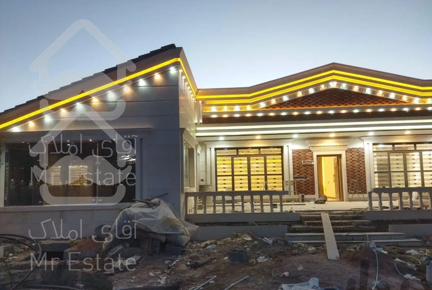 سکوریت و شیشه ساختمانی قاسمی