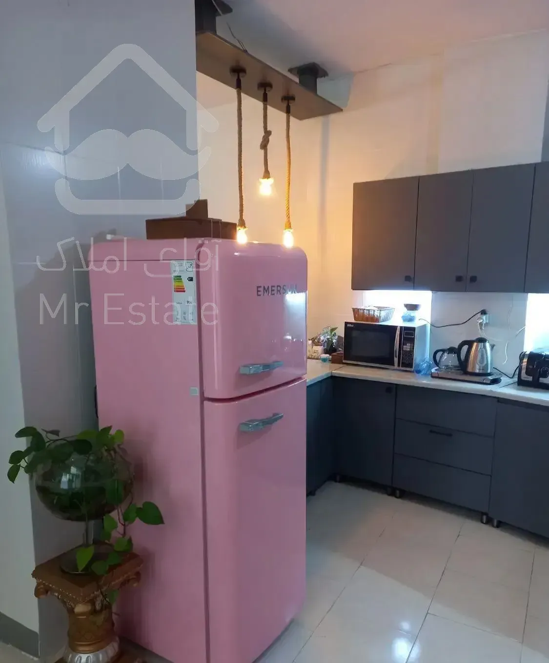 فروش آپارتمان۸۰مترطبقه همکف کمالی کاشان بی‌نظیر