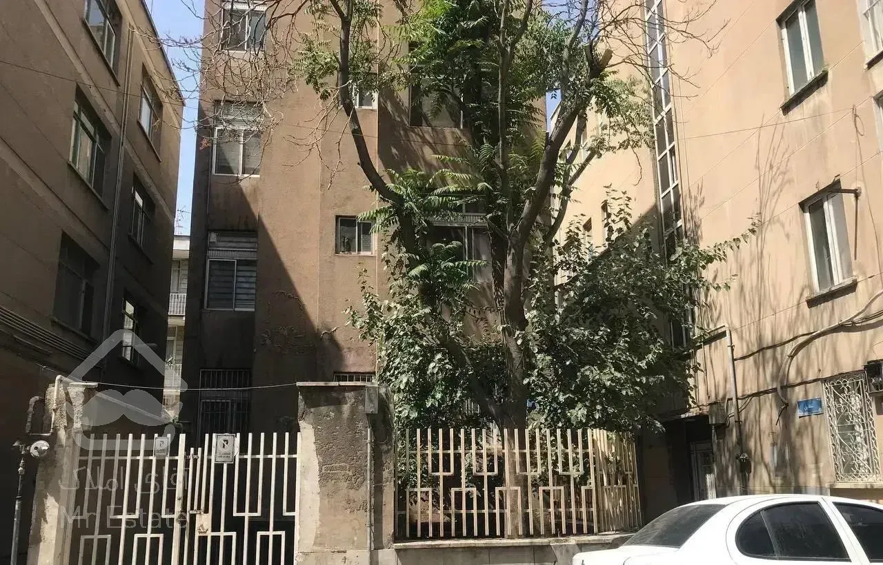 آپارتمان ۶۷ متری همکف فلسطین، سکونت و سرمایه‌گذاری