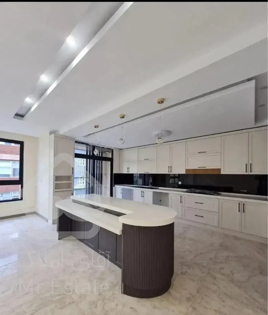 میرداماد/۲۰۰ متر/۳ خواب/مدرن/تک واحدی نوساز