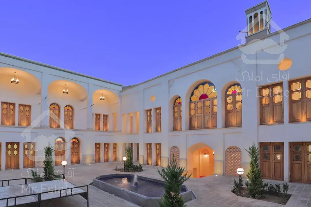 خانه تاریخی بازسازی شده