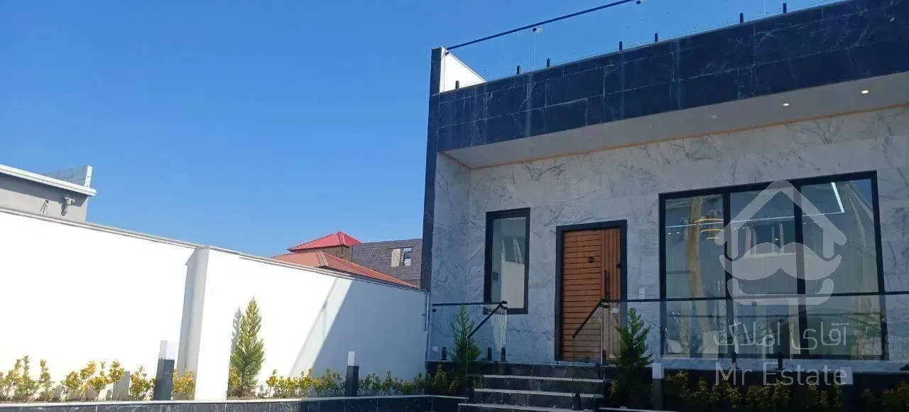 ویلا باغچه ۱۷۵ متر شهرکی سند تک‌برگ