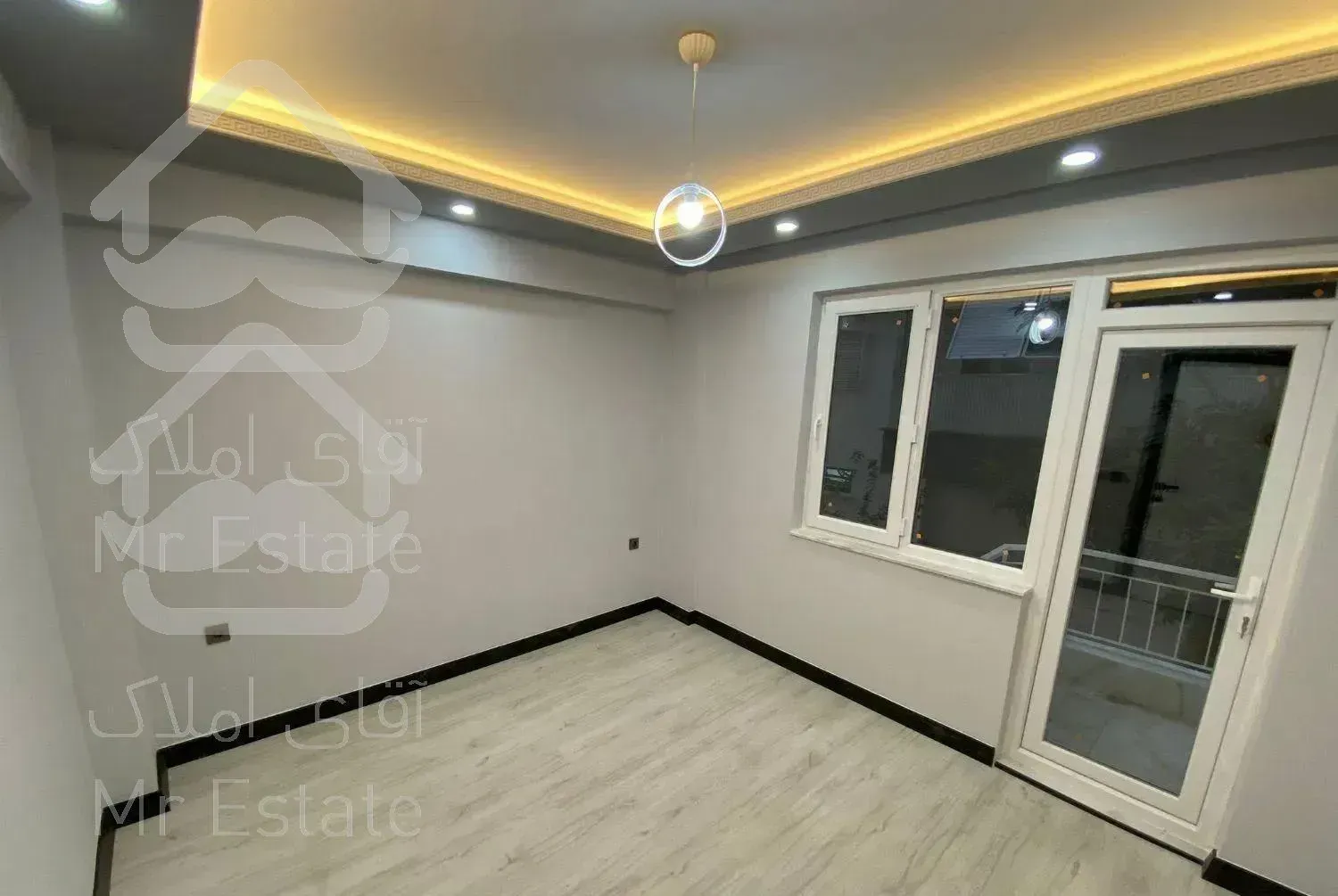 آپارتمان 135 متری سه خواب