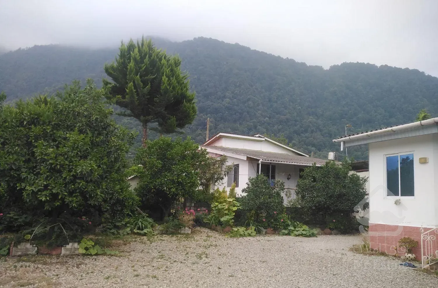 500متر  باغ ویلا/ سند شش دانگ / منطقه چلندر