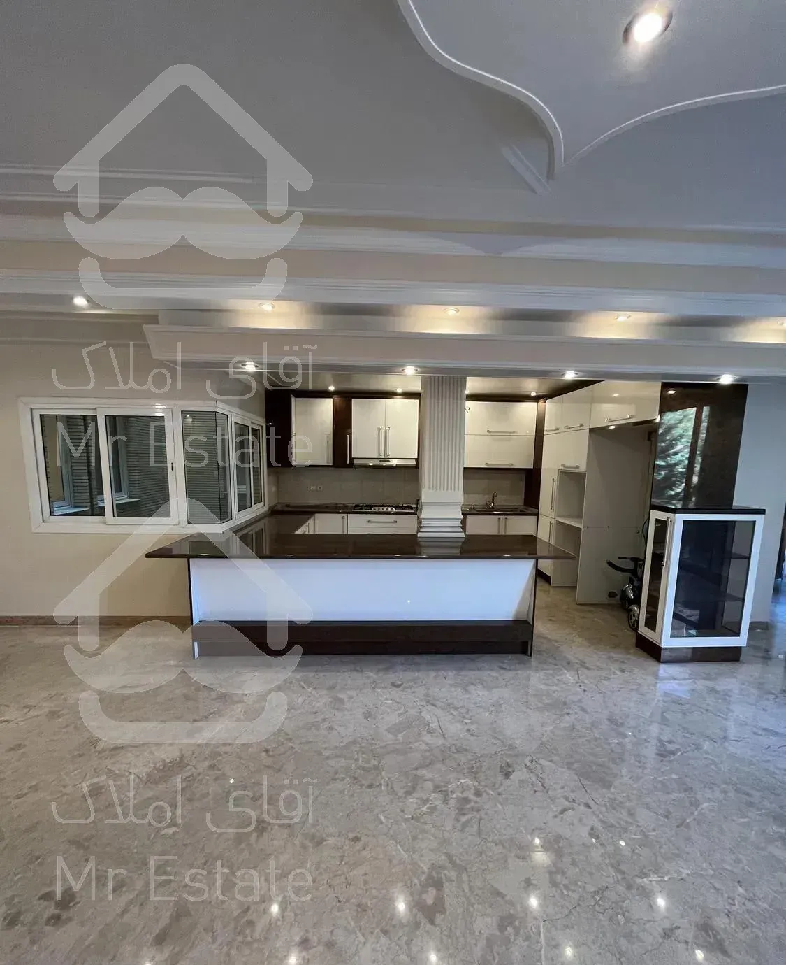 ۱۷۵متر/شیخ بهایی/۴پارکینگ