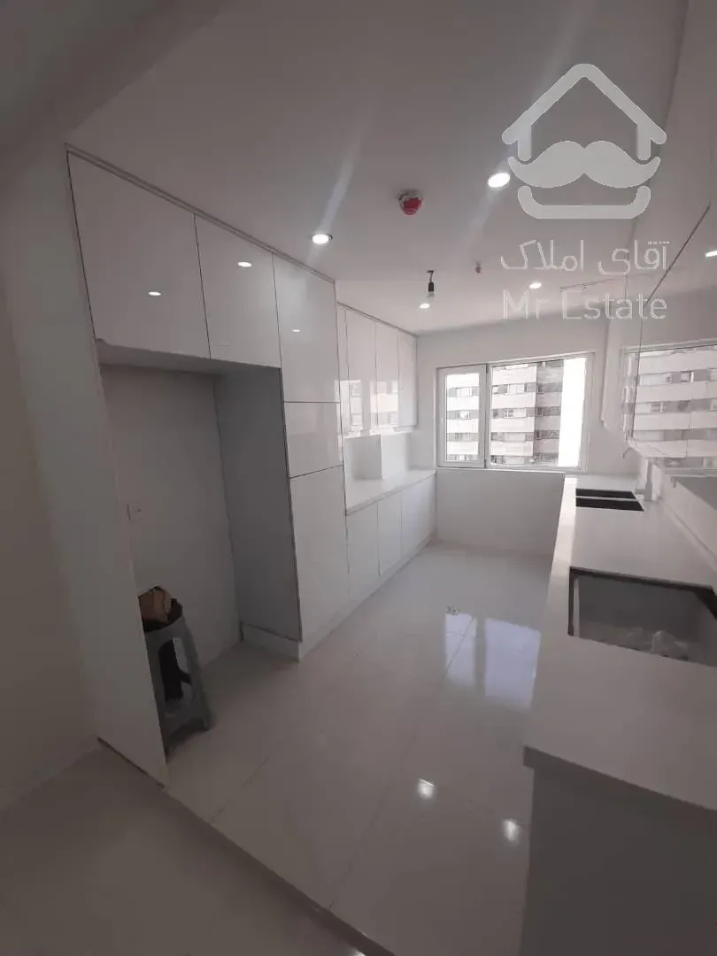 ۹۲ متری ۲ خوابه بسیار خوش نقشه در ارکیده