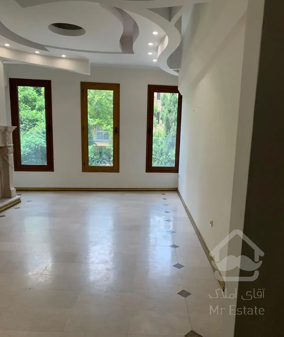 فروش آپارتمان ۱۳۰ متری ۲ خوابه در زعفرانیه