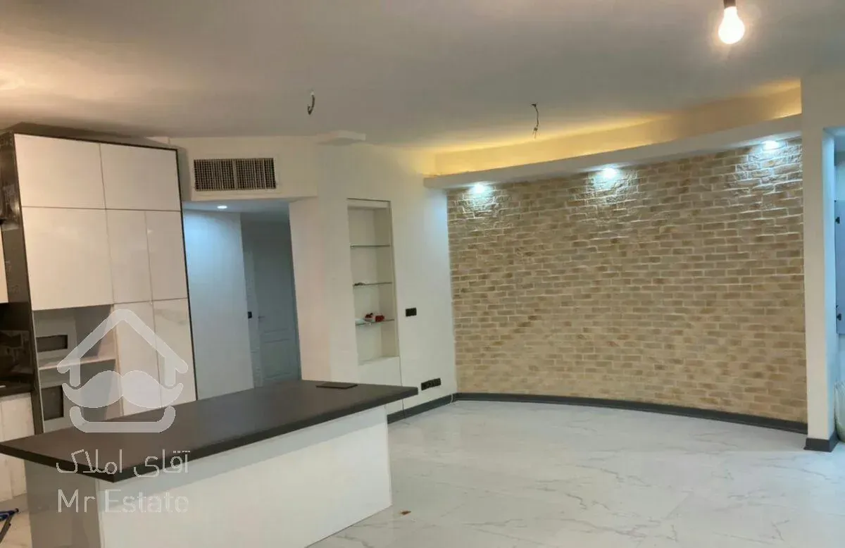 ۱۱۵متر دوخوابه شمال جردن دو پارکینگ ۴ ساله واقعی