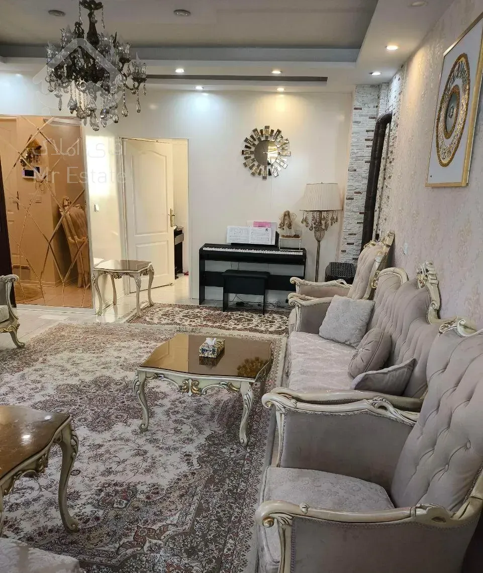 فروش آپارتمان ۷۵ متری ۲ خوابه طبقه ۴ در شمیران‌نو