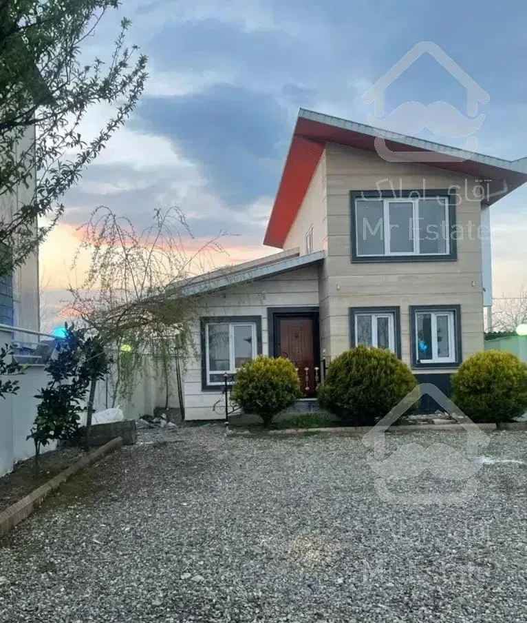 دوبلکس۱۰۰متر زمین ۲۲۰متر بر اصلی خیابان تالش قروق