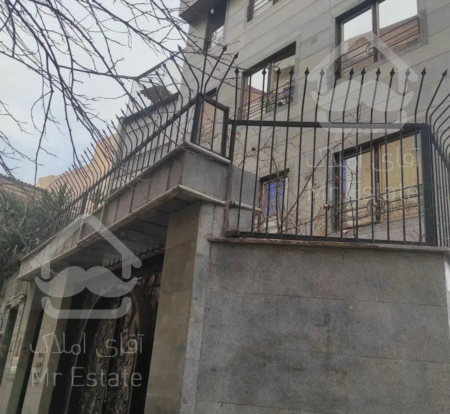 ۵۰متری تکواحدی غرق نور