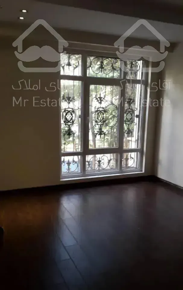 ۱۳۵ متر / چیذر / ۲پارکینگ