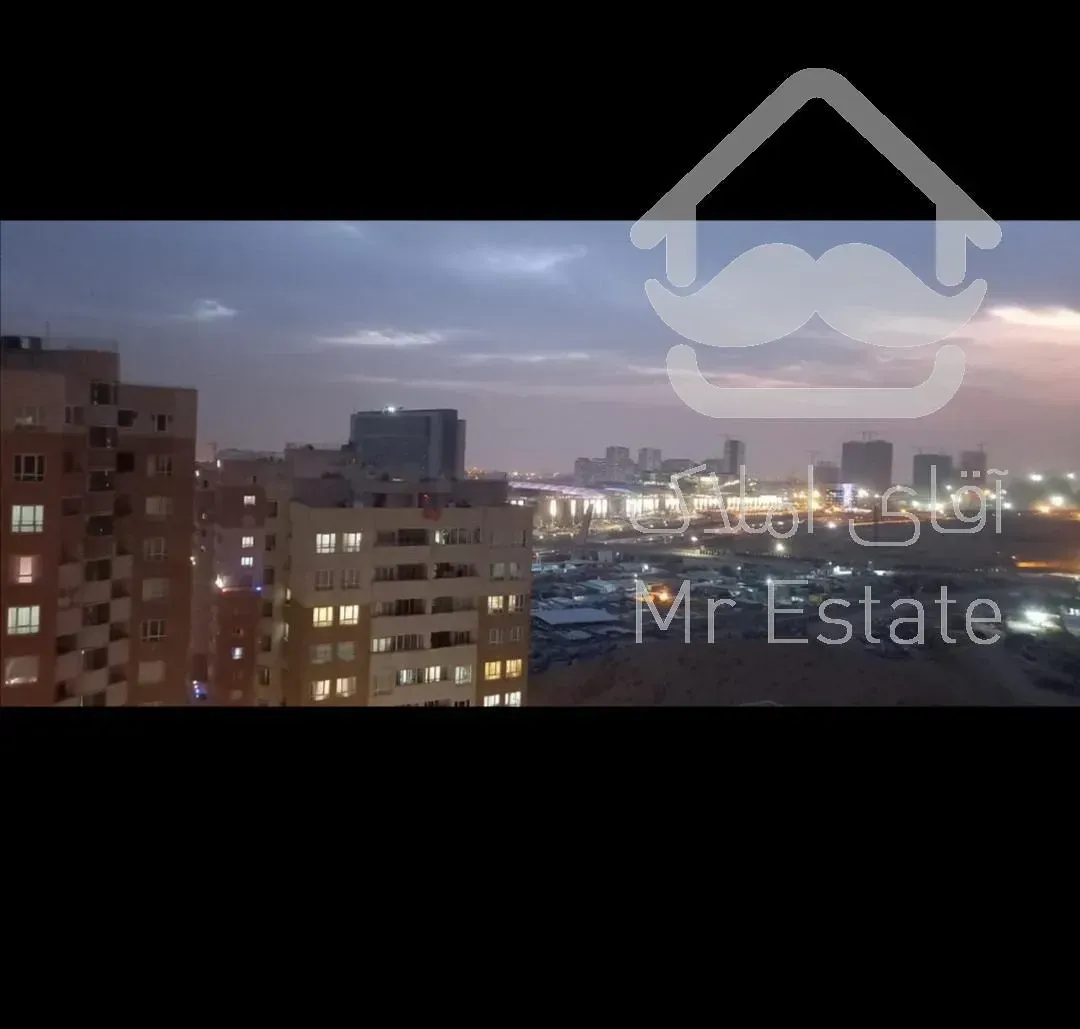 آپارتمان ۹۴ متری غرب تهران