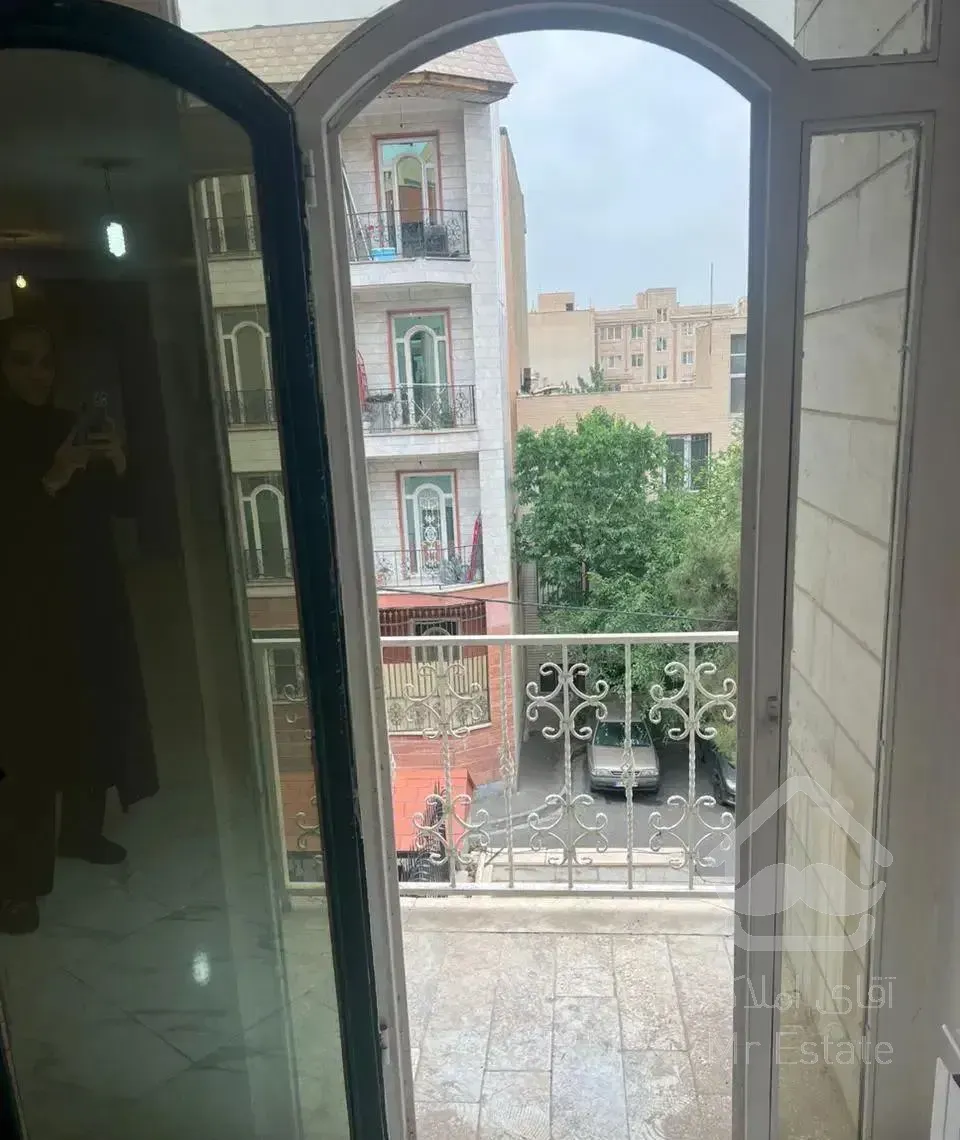 ۶۵متر دوخواب سالن پرده خور  تاپ  لوکیشنه  شهران